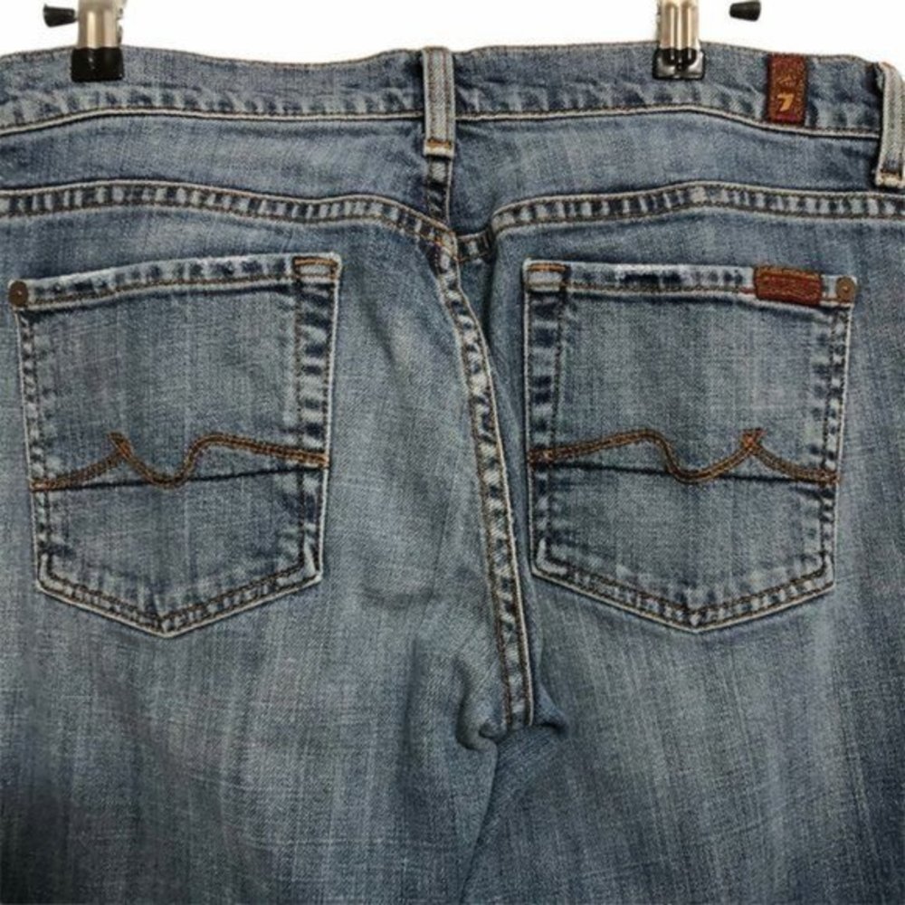 7 for All Mankind "Boy Cut" 4-Button Fly Bootcut Jeans Size 29 - Picture 8 of 11